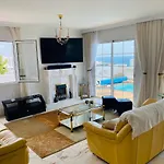 Casa Suzanne ヴィラ *